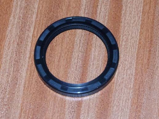 Front crank seal